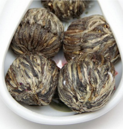 Шуан Лун Си Чжу 双龙戏珠